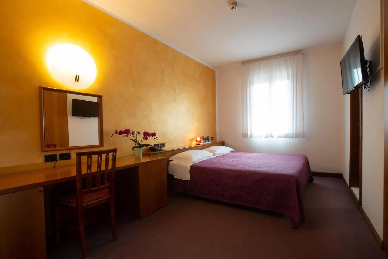 Hotel Cima location